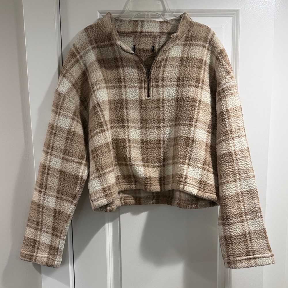 Plaid Pull Over Sweater - Tan and Cream